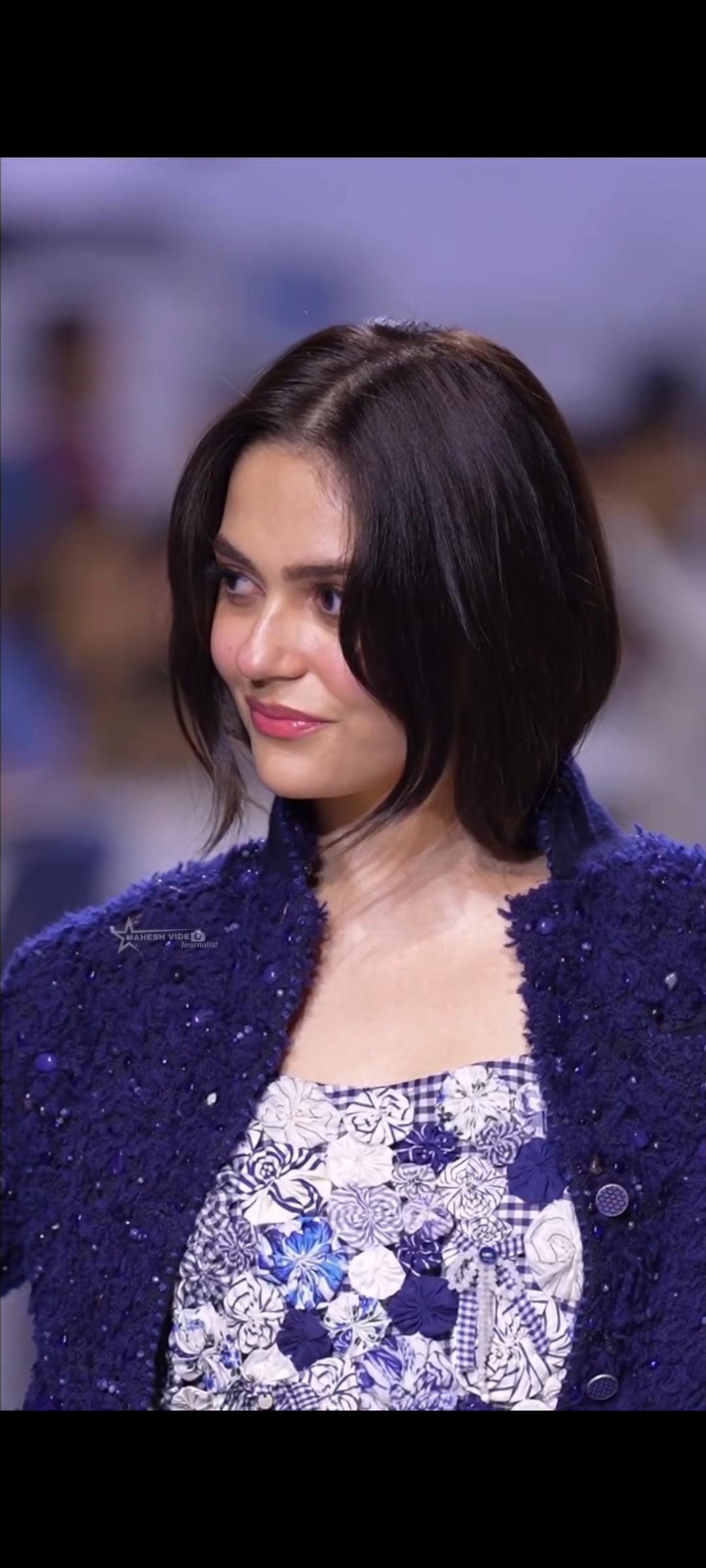 Aneet Padda Showsha Win