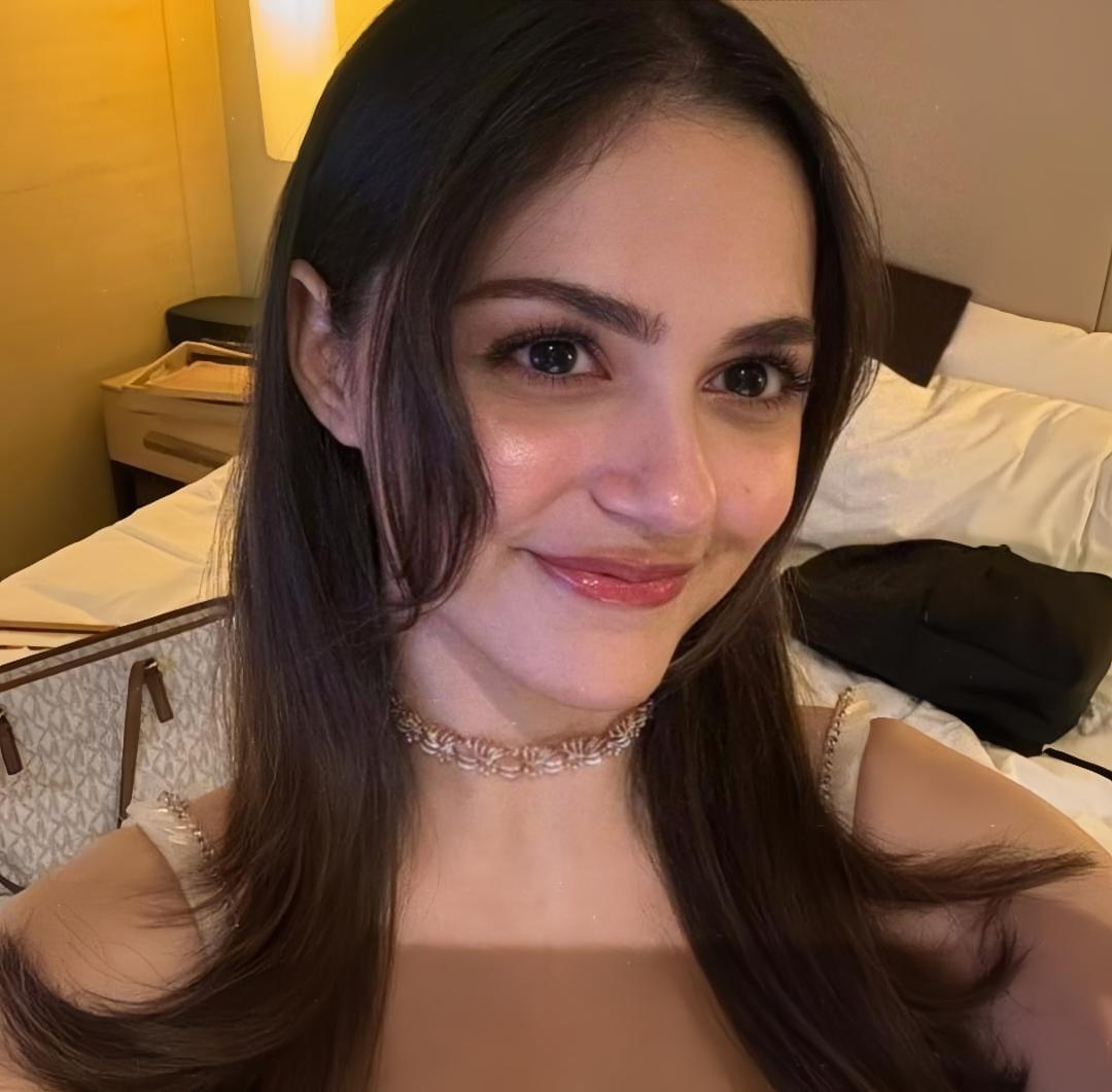 Aneet Padda Close Up